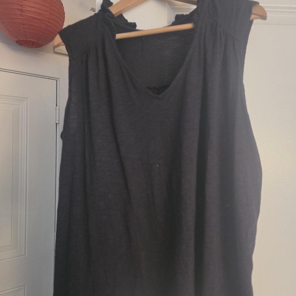 Women's Large Unbranded Tank Top - Black, Ruffled Open Collar - No Tags